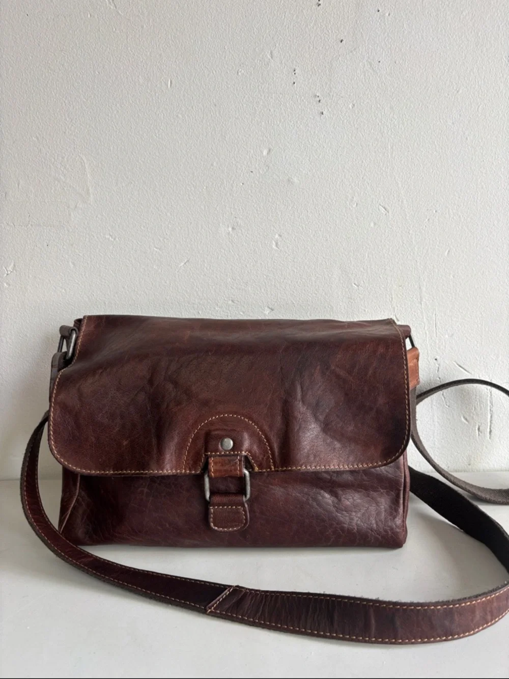 Jack Georges Classic Brown Leather Crossbody Messenger Bag